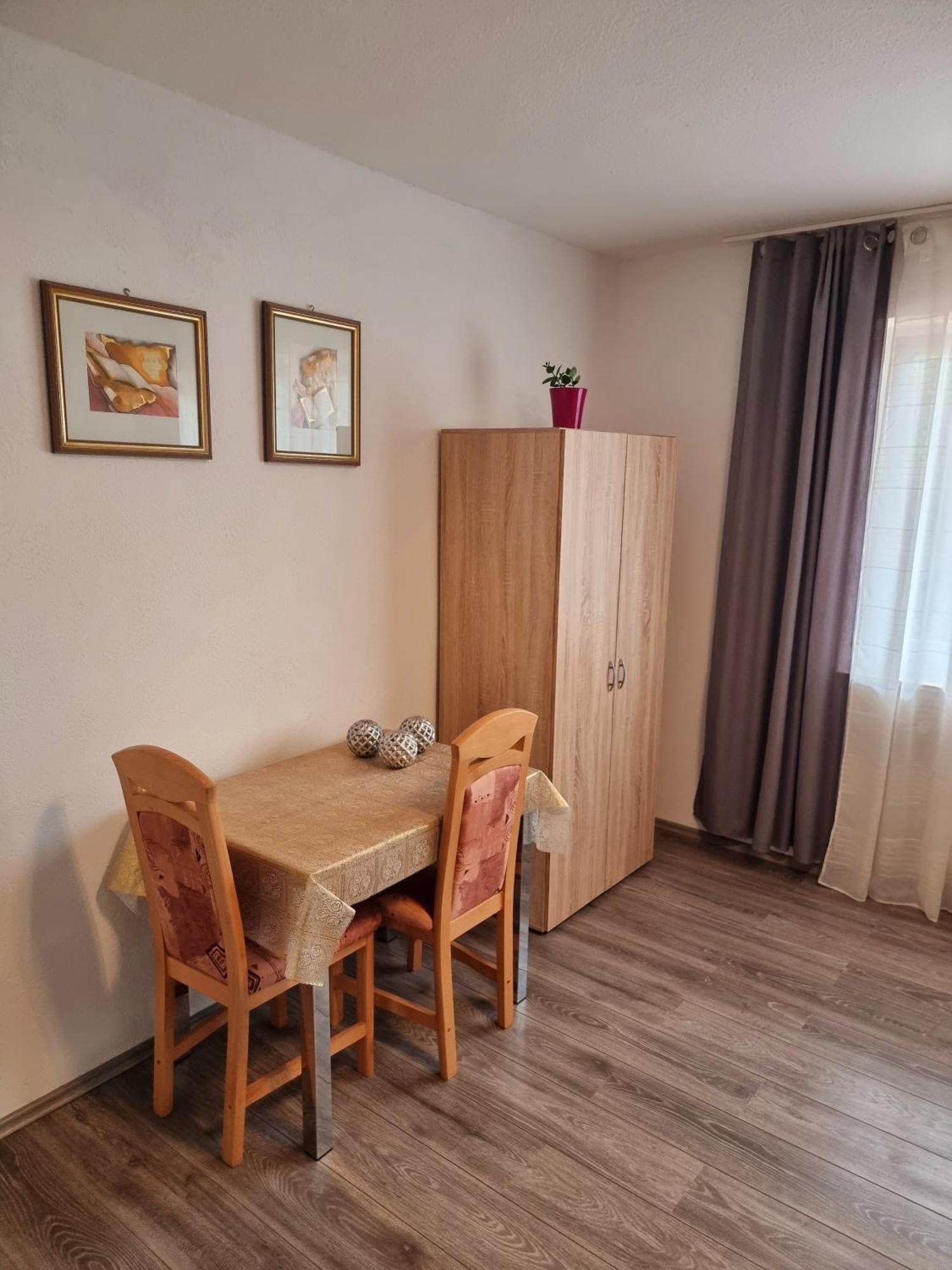Workershome - Business Apartments - Monteurwohnungen Wertheim Chambre photo